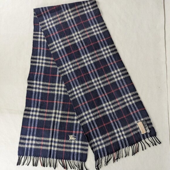 Burberry Designer wool Scarf Blue – Unisex – Used – Elegant Cold Weather Wrap. - Picture 4 of 8